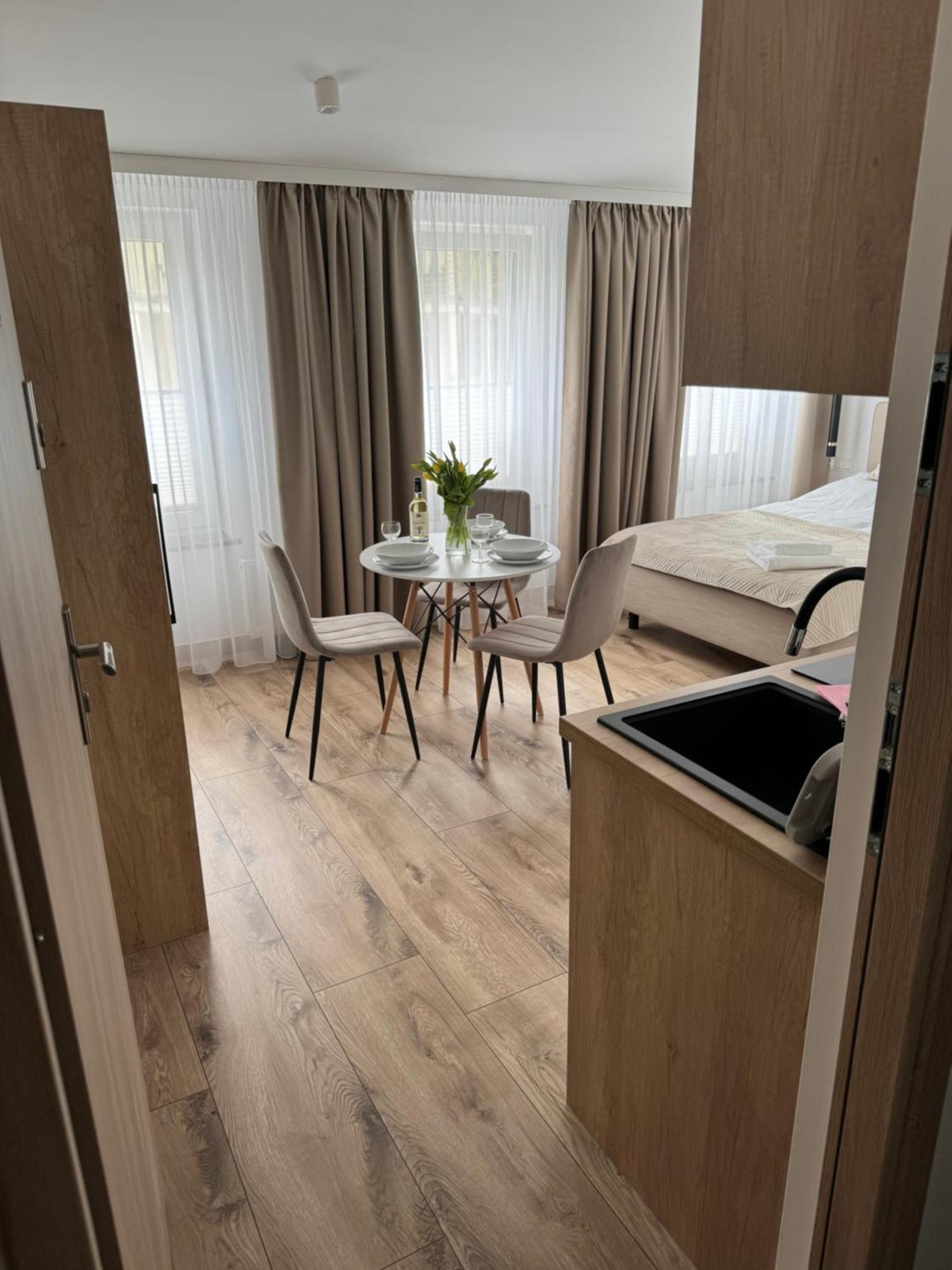 Apartament Misdroy, 250 m od morza , parking gratis Zewnętrze zdjęcie